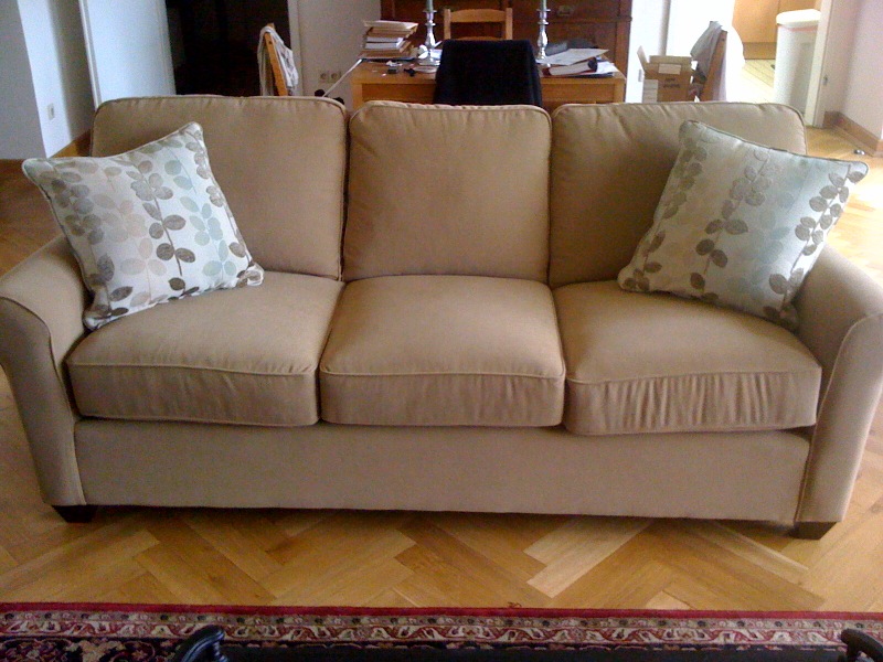 New couch! Ta da!